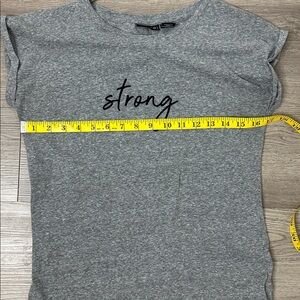 Tahari • Charcoal 'Strong' Graphic Tee w/ short sleeve • 39% Cotton • Size M